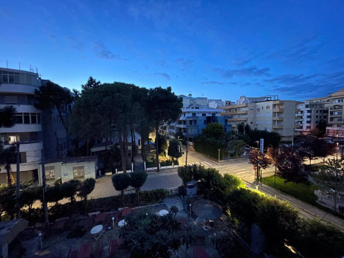Modern Comfy Apartment With Balcony Dıraç Dış mekan fotoğraf